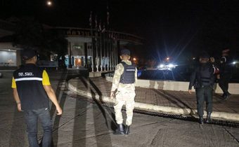 กอ.รมน. ตรวจเข้มพื้นที่เป้าหมาย รับมือโดรนไม่ทราบฝ่าย จัดชุดเคลื่อนที่เร็วสกัดกั้น พร้อมจับตาผู้เข้าเมืองผิดกม.- แรงงานต่างด้าว