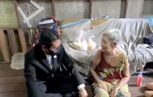 ระทึกบ้านเก่ากว่า 40 ปี ทรุดพัง ขณะคณะบุญเข้าช่วยยายวัย 82 ปี