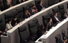 ประชาชนหนุนฝ่ายค้านยื่นอภิปรายคณะรัฐมนตรีทั้งคณะ