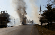 อากาศร้อนจัดไฟไหม้รถบรรทุก