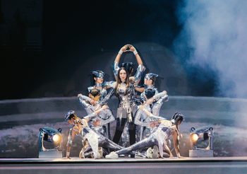 “CHRISTINA Q CONCERT” รวมทุกนาทีที่ยิ่งใหญ่  สร้างประวัติศาสตร์หน้าใหม่ สมมงควีนออฟแดนซ์