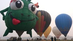 ภาพทัชมาฮาลในสายหมอก กับเทศกาลบอลลูน 2015