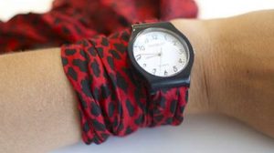 DIY นาฬิกา ด้วย ผ้าพันคอเก๋ๆ ได้นาฬิกาใหม่ ไม่รู้ตัว