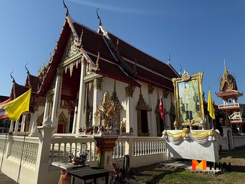 วัดริมแม่น้ำเจ้าพระยา