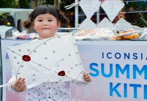 ไอคอนสยาม จัดงาน “ICONSIAM SUMMER KITE PLAYGROUND 2025” ชวน “น้องเกล แอบิเกล” ร่วมสนุก เปิดประสบการณ์เล่นว่าวริมแม่น้ำเจ้าพระยา พร้อมตื่นตากับว่าวนับพัน ตั้งแต่วันนี้ ถึง 3 เมษายน 2568