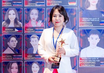 ผู้บริหาร-อาจารย์ผู้สอนจากสถาบัน LeBeauty88 และช่างสักคิ้วจากไทย กว่า 80 ท่าน ร่วมงาน PMU Global 2022 ณ กรุงโฮจิมินท์ ประเทศเวียดนาม