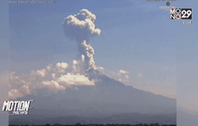 ภูเขาไฟในเม็กซิโกพ่นเถ้าถ่าน