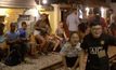 เวียดนามสั่งปิดร้านริมทางรถไฟชื่อดัง