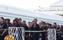 ประชาชนสักการะพระบรมศพเนืองแน่น