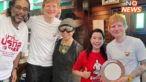 Soft Power! “Ed Sheeran” โผล่กินอาหาร “ร้าน เจ๊ไฝ – ร้าน ทิพย์สมัย ผัดไทยประตูผี”