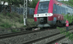 รถไฟฝรั่งเศสชนไม้ล้มขวางราง เจ็บหนัก 13 ราย