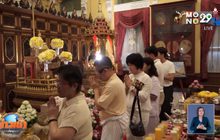 ประชาชนสักการะพระบรมเกศาธาตุ