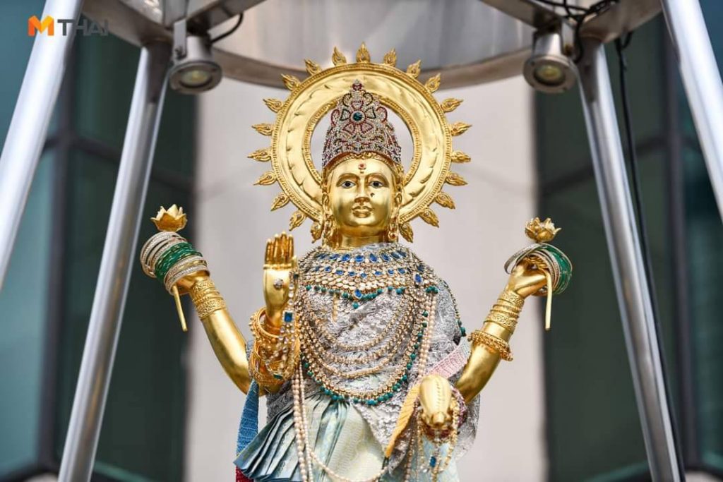 พระแม่ลักษมี ตึกเกษร