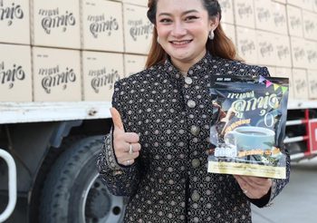 “หมอปลาย พรายกระซิบ” ถือฤกษ์ดีวันไหว้พระราหู เปิดตัวพร้อมปลุกเสก “กาแฟลูกทุ่ง” กาแฟของหมอปลาย