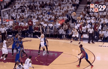 “คิงเจมส์” นำแคฟส์ประเดิมเพลย์ออฟอัดพิสตันส์