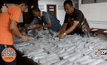 บุกยึดใบกระท่อมบ้าน “เอก บ่อล้อ” เอเย่นต์รายใหญ่