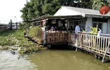 กทม.รื้อถอนบ้านรุกล้ำริมน้ำ
