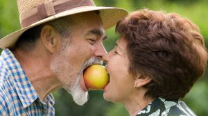 20 ข้อนี้ แสดงว่าเค้ารักคุณ ชัวร์! ถึงแม้เค้าจะไม่เคย บอกรัก คุณเลยก็ตาม