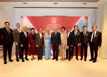 ศิษย์เก่าผู้ทรงเกียรติ และผู้บริหารดัลลิช คอลเลจ ร่วมงานสังสรรค์ศิษย์เก่า ฉลองมรดกทางการศึกษา และต้อนรับโรงเรียนนานาชาติ ดัลลิช คอลเลจ กรุงเทพ