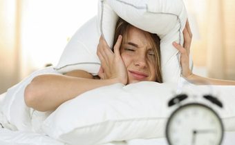 วิจัยเผย การอดนอน ส่งผลให้สมองบางส่วน ได้รับผลกระทบ