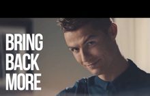 American Tourister จับมือกับตำนานลูกหนัง Cristiano Ronaldo  เป็น Brand Ambassador 2018
