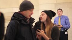 เมื่อ เพศหญิง กลายเป็น ผู้ล่า จูบกับคนแปลกหน้า ปฏิกิริยาตอบกลับคือ ?