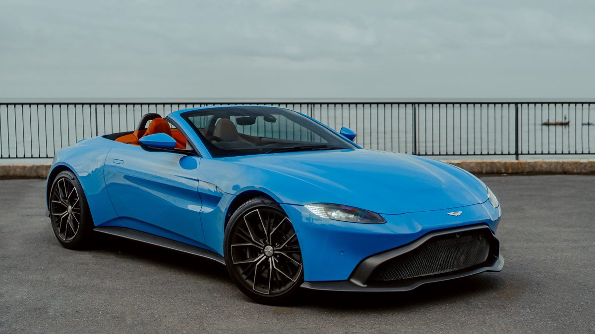 Aston Martin Vantage Roadster มาถึงไทยอย่างเป็นทางการ เริ่ม 15.9 ล้านบาท