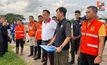 นายกรัฐมนตรี ห่วงใยเดินทางมอบถุงยังชีพช่วยเหลือผู้ประสบอุทกภัยในเขตอำเภอเมืองอุดรธานี พร้อมติดตามสถานการณ์น้ำเขื่อนห้วยหลวง