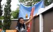 เจ้าของบ้านเร่งรื้อถอนเศียรพระรอบรั้ว