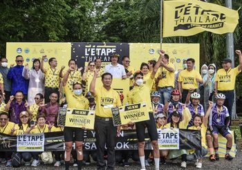 ปิดฉากยิ่งใหญ่ “เลอแทป ไทยแลนด์ บาย ตูร์ เดอ ฟร็องซ์ พังงา 2022” น่องเหล็กสาวไทยควงนักปั่นแดนน้ำหอม “เบิ้ลแชมป์” มอบธงพบกันใหม่ปลายปีที่พิษณุโลก