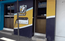 ทุบผนังขโมยทรัพย์สินสโมสรฟุตบอล