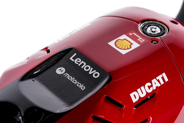 Lenovo Ducati