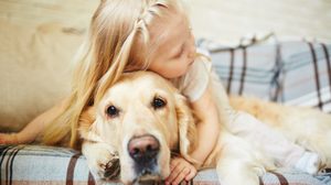 กอดกันนะ! 10 เหตุผลดีๆ ที่คนเราควร กอดกัน ให้บ่อยขึ้น