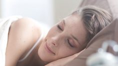 นอนไม่หลับอยู่หรือเปล่า?  5 วิธีทำให้ตัวเอง หลับสนิท คลายกังวล