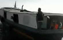 ชาวฟิลิปปินส์บุกเกาะในน่านน้ำพิพาท