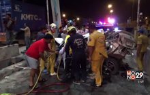 รถยนต์พุ่งชนด่านเก็บเงินเสียชีวิต
