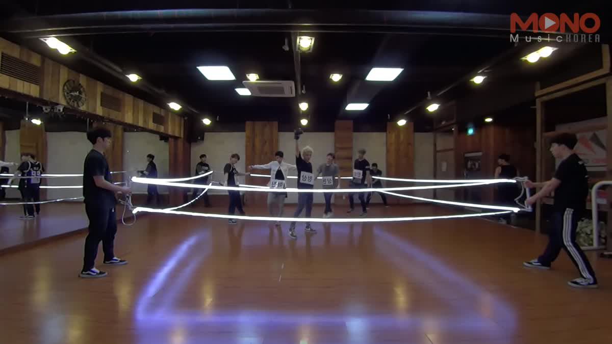 [Acian_Practice]  OUCH -  Dance Rehearsal (Mirror Mode + Slow Motion)