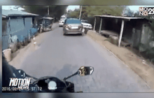 คลิปตำรวจไล่ล่าจับรถฝ่าด่านซุกยาเสพติด