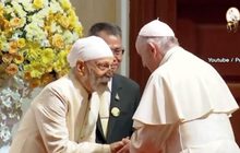 ​สมเด็จพระสันตะปาปา ทรงพบผู้แทนต่างศาสนาในไทย