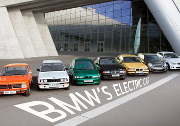 รู้แล้วจะอึ้ง! ย้อนไทม์ไลน์ BMW ซุ่มพัฒนานวัตกรรมรถไฟฟ้ามากว่า 40 ปี