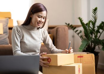 8 วิธีเตรียมความพร้อม สำหรับแม่ค้าออนไลน์มือใหม่