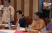 “ซูจี” พบปะสมาชิกพรรคที่ชนะการเลือกตั้ง