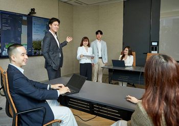 มีอยู่จริง!! ออฟฟิศยุคใหม่ที่ไม่ใช่แค่ที่ทำงาน “Central Park Offices” เวิร์กสเปซใจกลางเมืองที่ยกระดับชีวิตการทำงานอย่างเหนือชั้น ที่สุดแห่งอาคารสำนักงานพรีเมียม บนทำเลยุทธศาสตร์ใจกลาง CBD กรุงเทพฯ