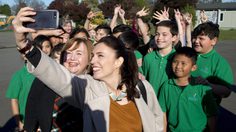 จากดีเจมาเป็นนายกฯ นิวซีแลนด์ เจซินดา อาร์เดิร์น ผู้กุมหัวใจคนทั่วโลก