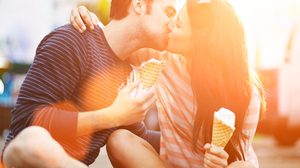 8 วิธี บริหารความรัก ให้ดีต่อใจ ต่ออายุความสัมพันธ์ให้ยาวนาน