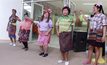 สเต็ปแดนซ์ “สาวแก้มแดง”