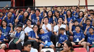 ‘ลีซอ’ ร่วมฝึกทักษะลูกหนัง พร้อมพาน้องเชียร์บอล ส่งท้าย ‘ฟุตบอลปันสุขฯ ซีซัน 2’