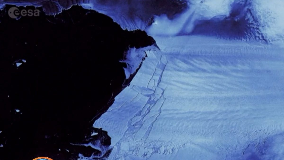 “โลกร้อน” ทำให้แผ่นน้ำแข็งยักษ์หลุดจากธารน้ำแข็ง