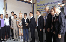 พม.มอบโล่ “น้องเดียว” หนังตะลุงสู้ชีวิต