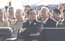 นายกรัฐมนตรี ลงพื้นที่ตรวจน้ำท่วม จ.อ่างทอง
